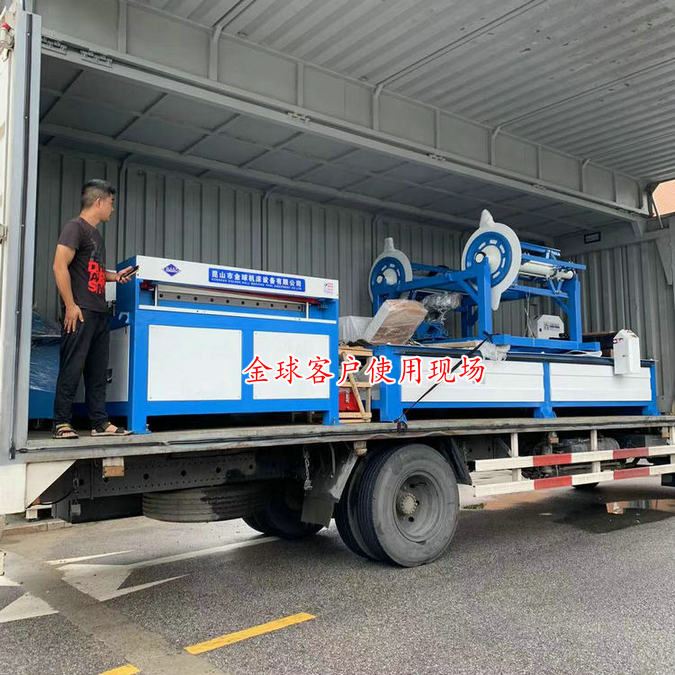 湖州風(fēng)管生產(chǎn)線等離子切割機(jī)等待卸貨